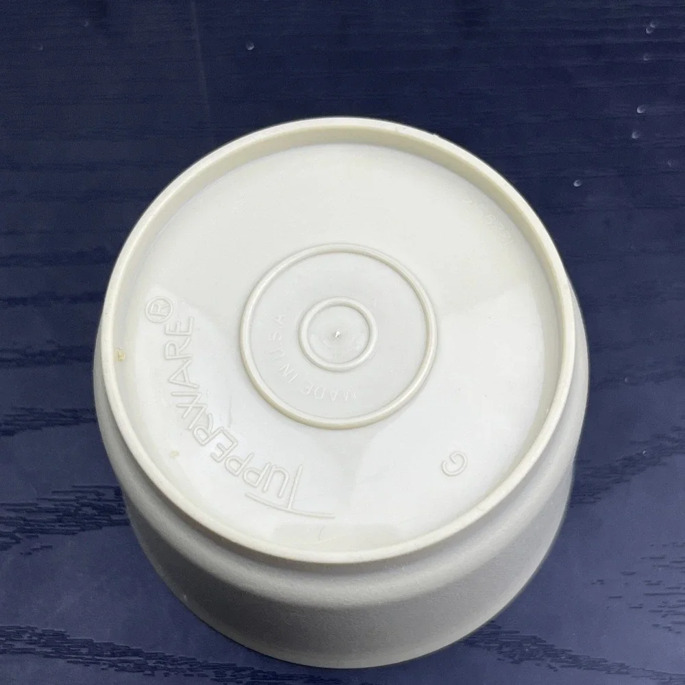 VTG Tupperware 1229-14 Tan‎ Storage Container No Lid Kitchen Canister
